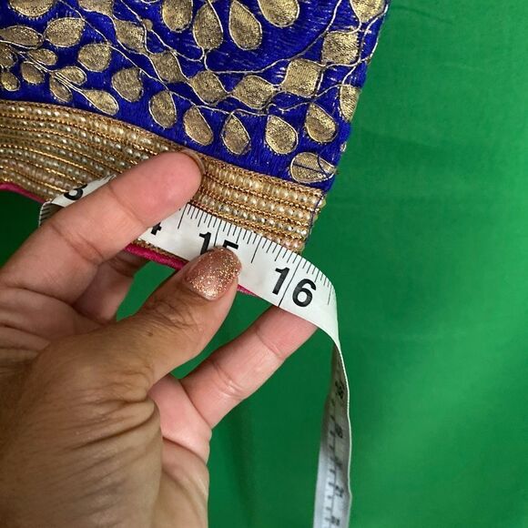 HANDMADE Authentic Embroidered U Neck Blue & Gold Saree Choli Bollywood Small - Picture 16 of 16